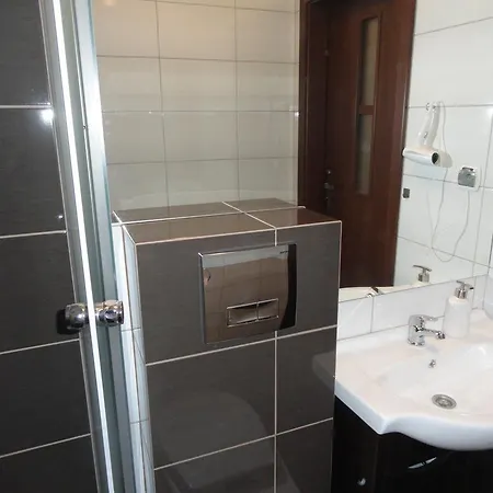 Rest- Z Lazienkami Privat bolig *