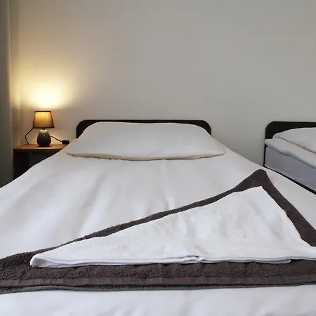 בית אירוח Rest- Z Lazienkami *