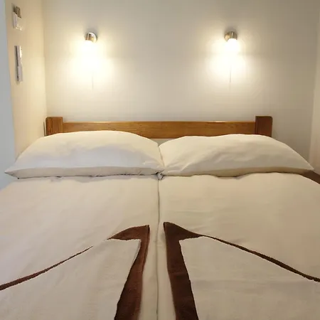 Rest- Z Lazienkami Gdynia