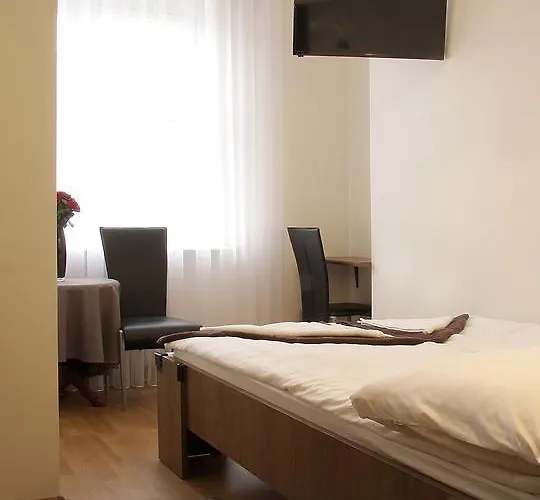 Rest- Z Lazienkami *