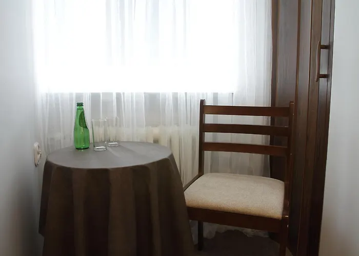 Rest- Z Lazienkami *