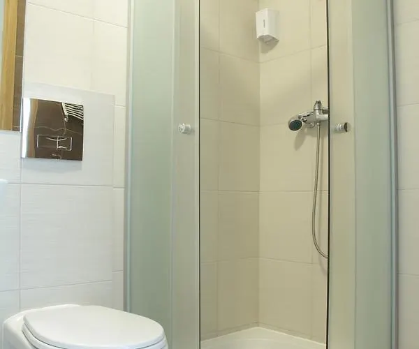 Rest- Z Lazienkami Gdynia